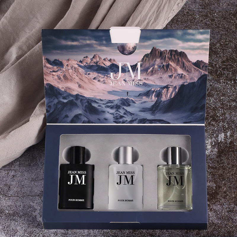 Fragrance Perfume Spray - 3-teiliges Herren-Eau-de-Toilette-Geschenkset, geprägtes quadratisches Flakon, holzig-wasseriger