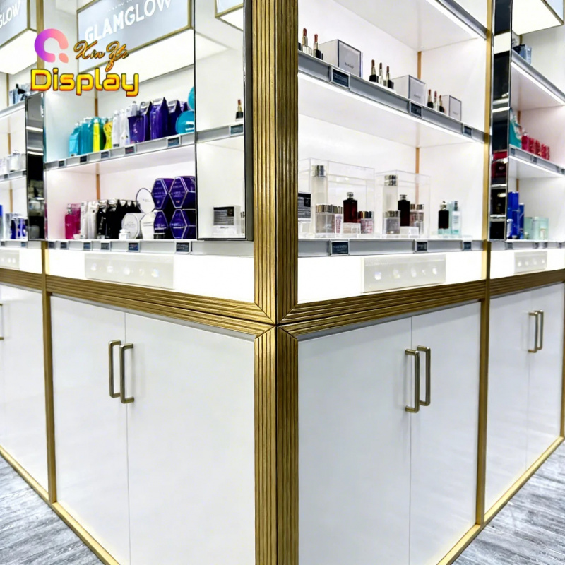 Maßgefertigte Moderne Hochwert – Perfume In Fragrance Shop Bewertung und Preis